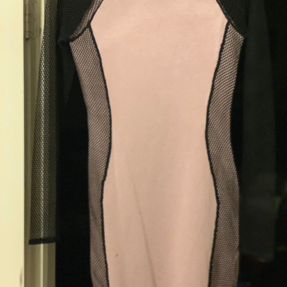 Dress - Picture 4 of 4